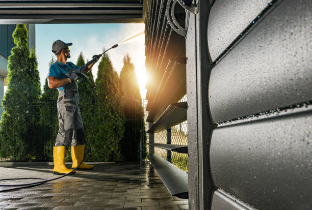 Best Animal Enclosure Cleaning  in Booker, TX